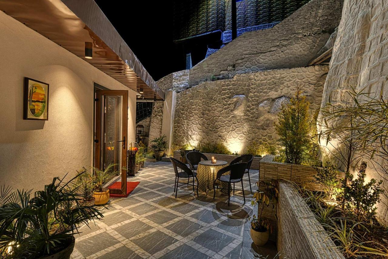 Stayvista At Arncliff Villa 5 Mins From Mall Road Mussoorie Eksteriør bilde